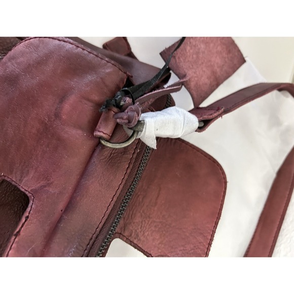 Latico Deja Handcrafted Leather Crossbody Top Handle Red Zip Dustbag NWT $275 - Picture 10 of 14